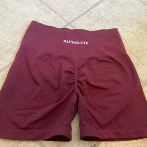 New Condition Alphalete Scrunch Shorts - Sold out color!